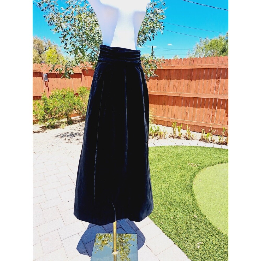 VINTAGE MALCOLM STARR BLACK VELVET MAXI SKIRT SIZE 8